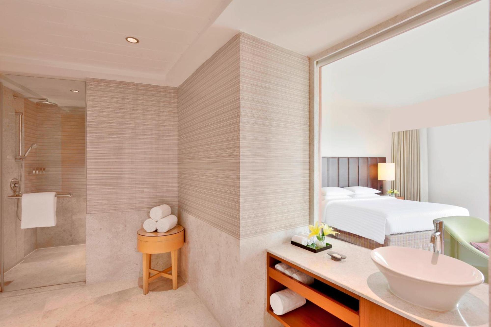 Готель Courtyard By Marriott Гайдарабад Екстер'єр фото Bathroom